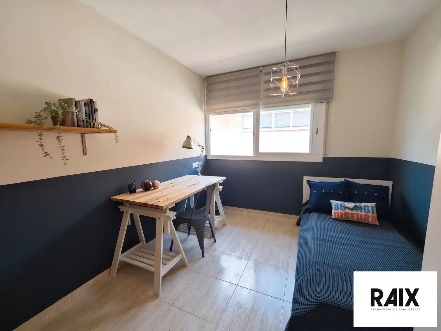 Casa adosada en venta en Carrer Garbi, Viladecavalls