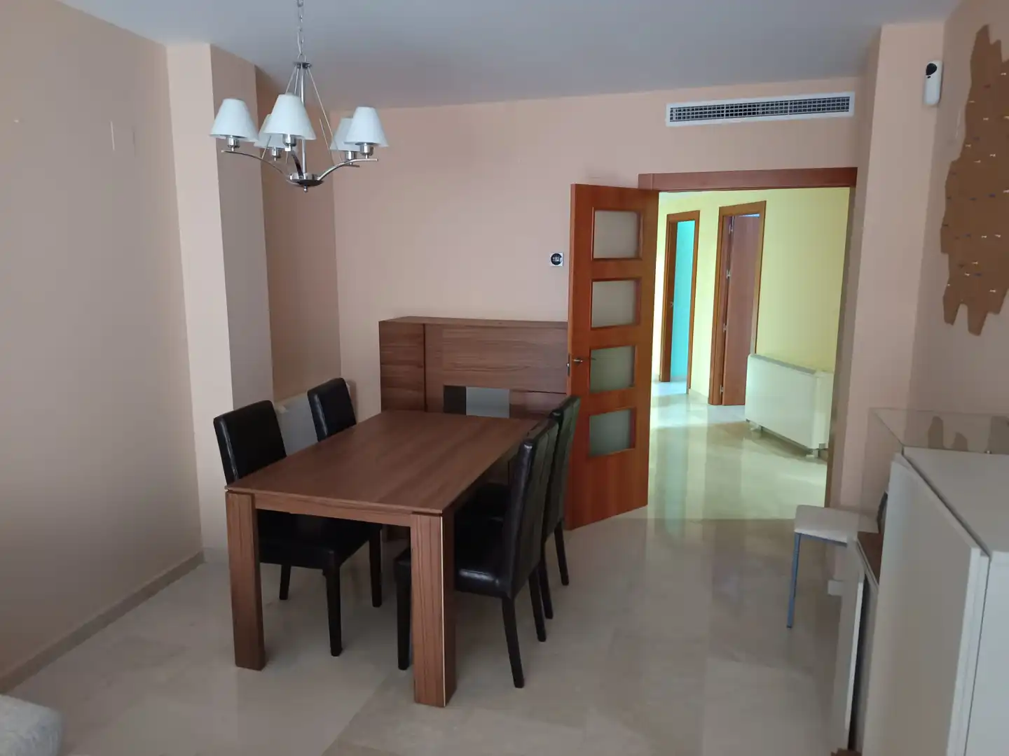 Comedor de Piso de alquiler en Albacete con Calefacción, Amueblado y Horno