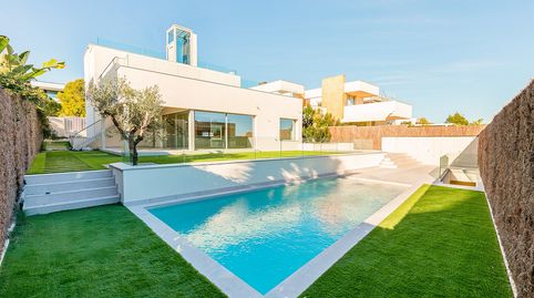 Espectacular villa nueva de lujo con 4 dormitorios en La Plana, Sitges, immagine 3