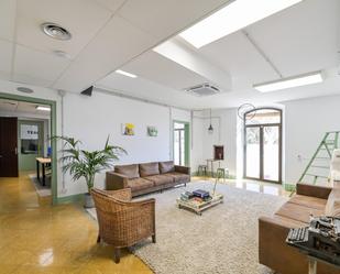 Sala d'estar de Oficina de lloguer en Gelida amb Aire condicionat i Calefacció