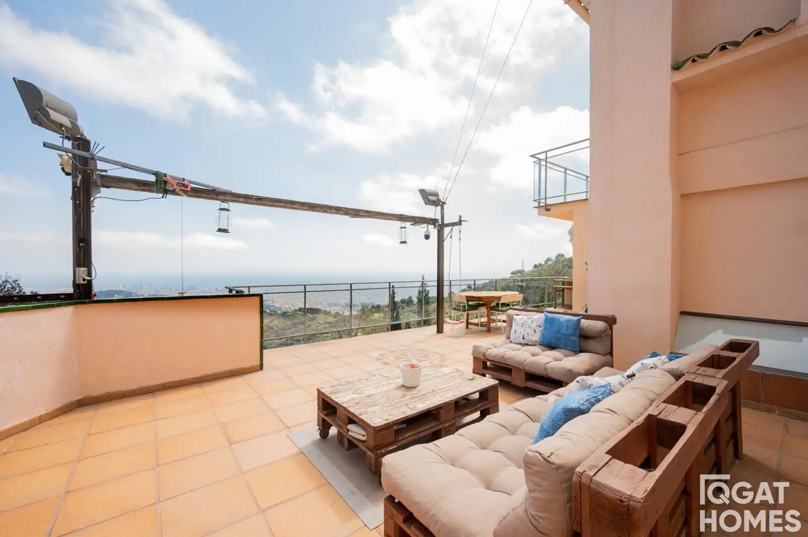 Terrassa de Casa o xalet en venda en Barcelona amb Aire condicionat, Calefacció i Jardí privat