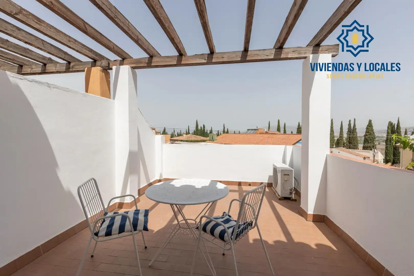 Terraza de Casa o chalet en venta en La Zubia con Aire acondicionado, Calefacción y Jardín privado