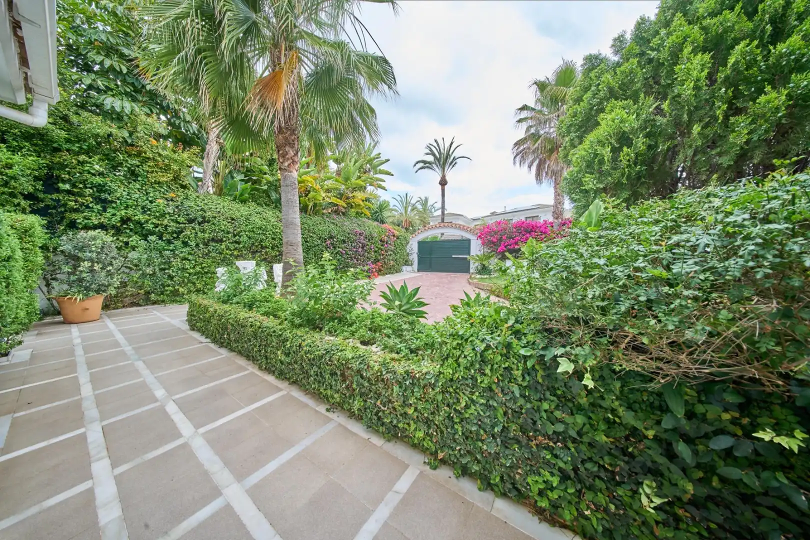 Jardín de Casa o chalet en venta en Marbella con Aire acondicionado, Calefacción y Jardín privado