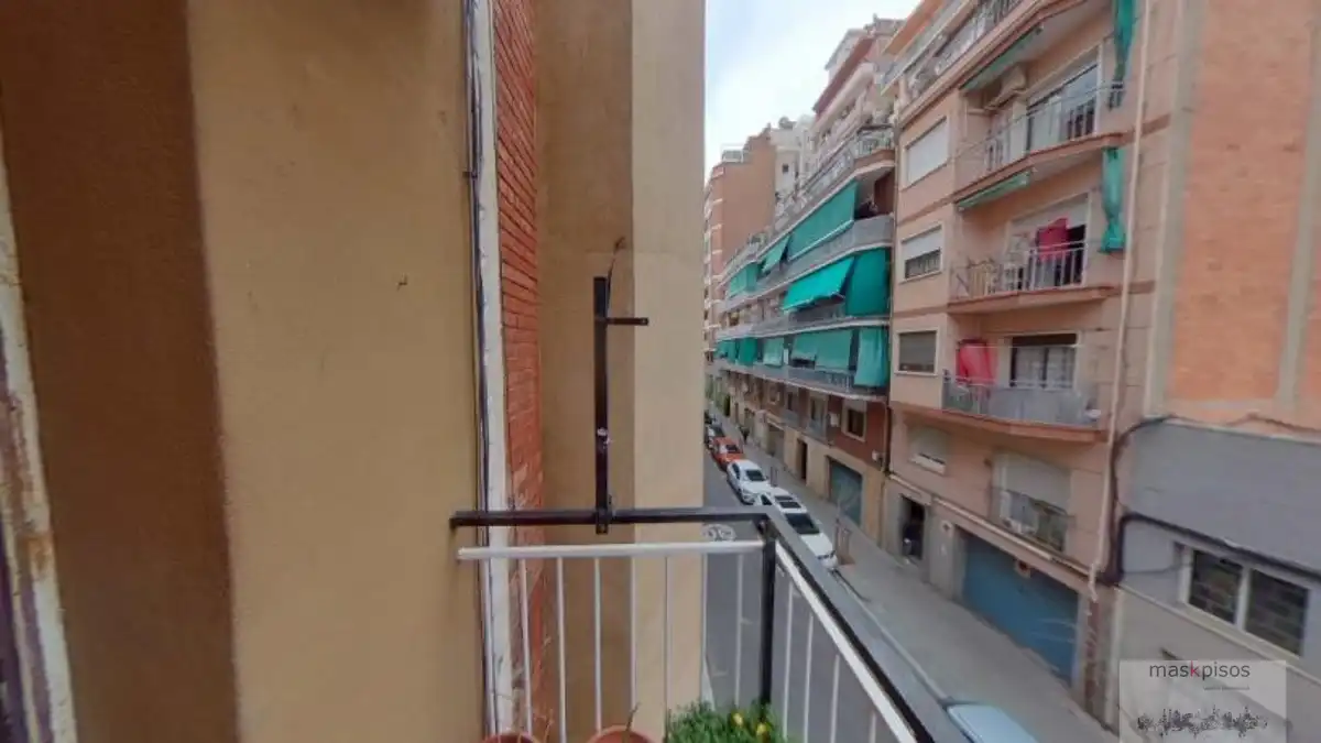 Balcony of Flat for sale in L'Hospitalet de Llobregat
