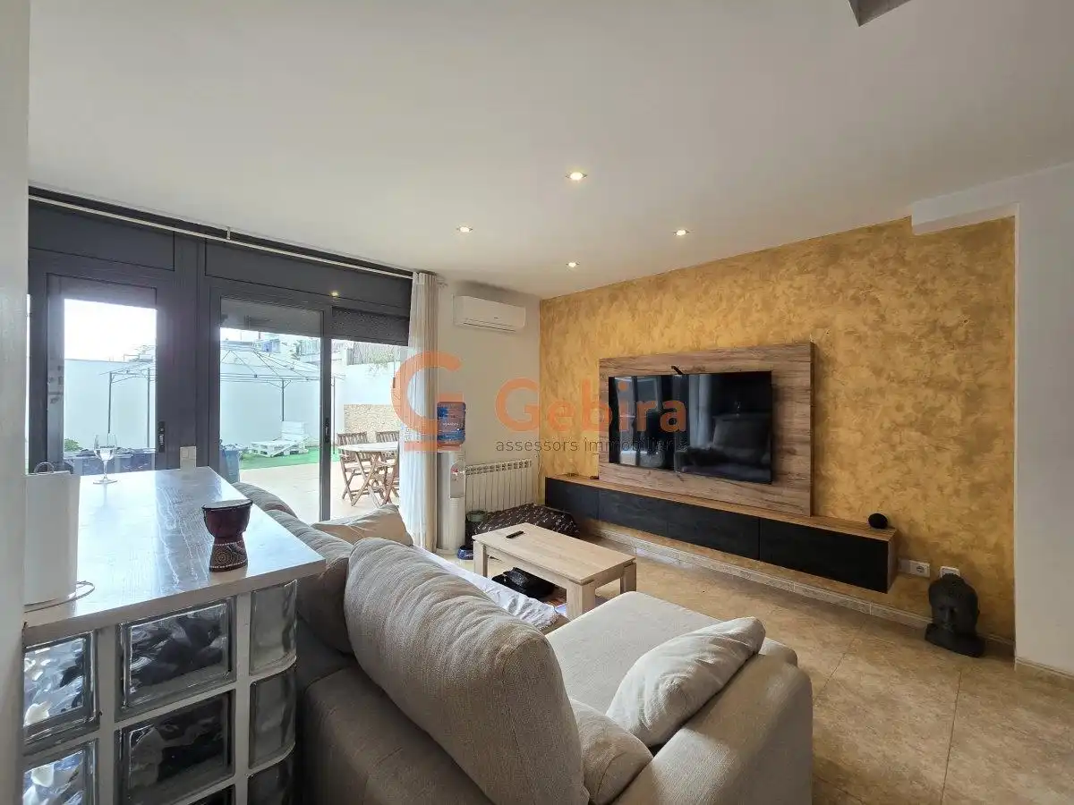 Sala de estar de Dúplex en venta en Calafell con Aire acondicionado, Calefacción y Terraza