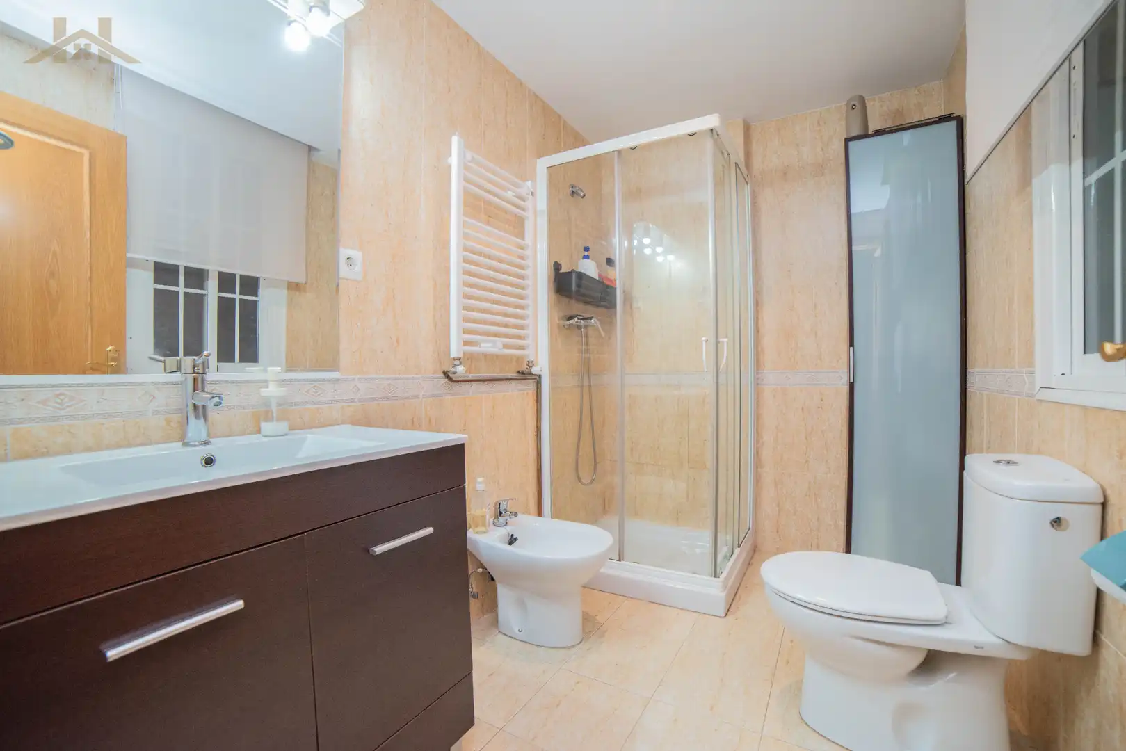 Baño de Piso en venta en Yeles con Aire acondicionado, Calefacción y Trastero