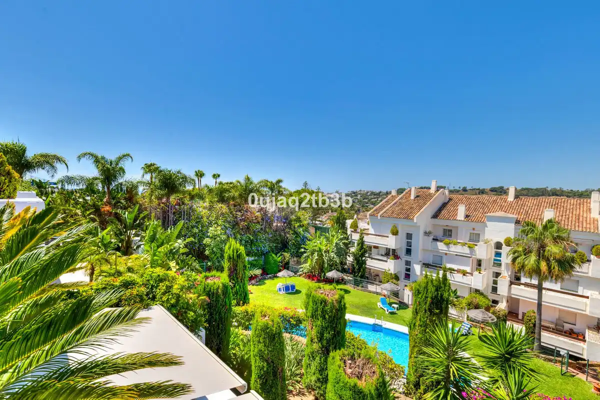 Exterior view of Apartments for sale in Marbella  with Air Conditioner, Alarm and Community pool