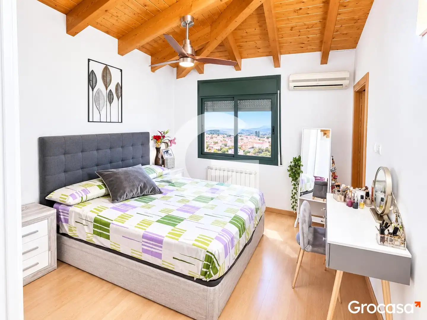 Dormitori de Casa o xalet en venda en Sant Vicenç Dels Horts, Barcelona