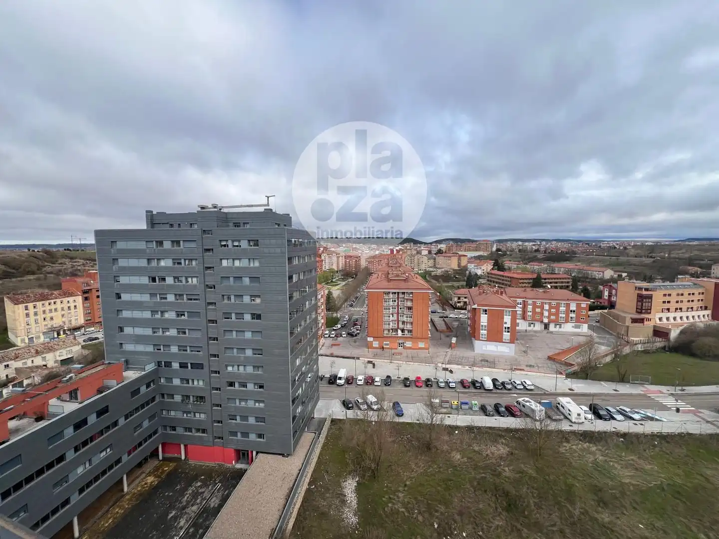 Aparcament de Pis de lloguer en Burgos amb Calefacció i Traster