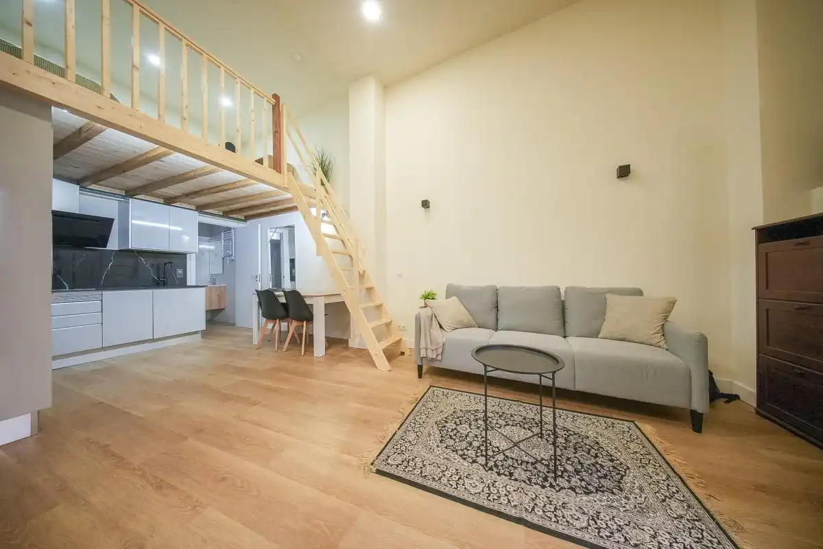 Sala d'estar de Loft en venda en Madrid amb Aire condicionat, Calefacció i Moblat