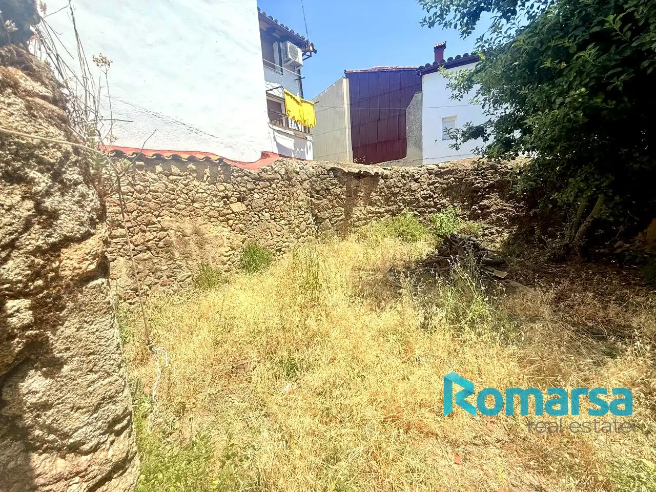 Residential zum Verkauf in Poyales del Hoyo