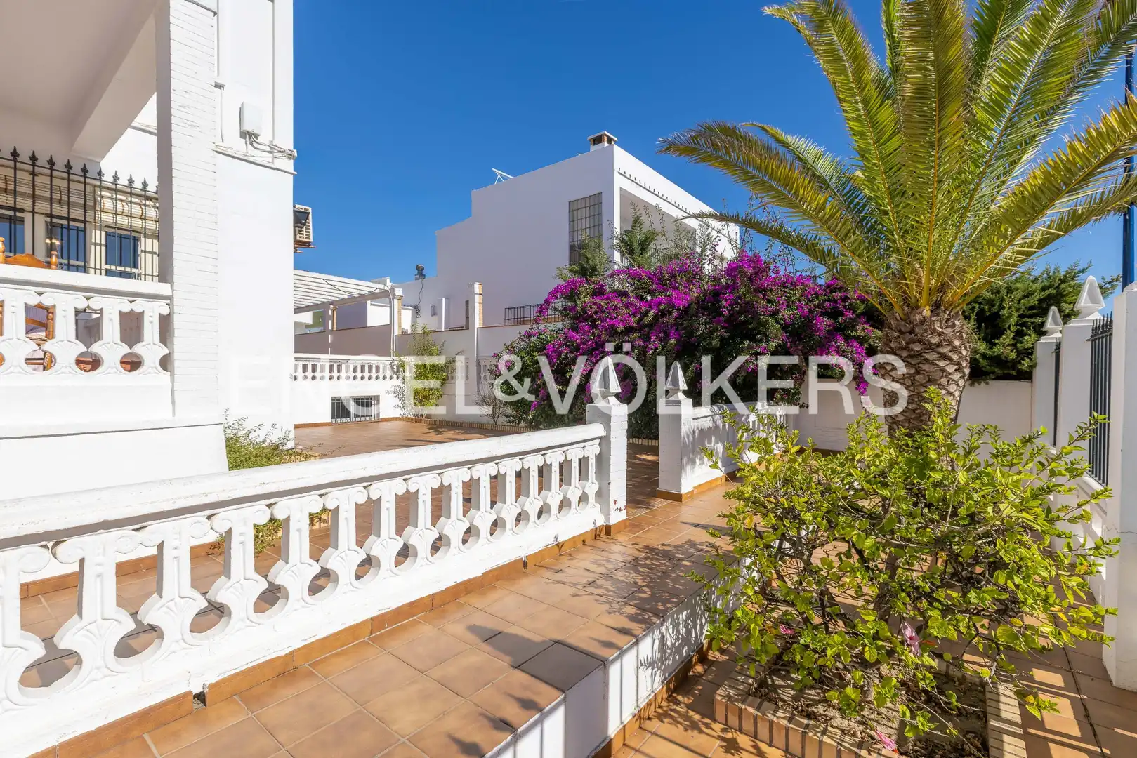 Vista exterior de Finca rústica en venta en La Antilla con Aire acondicionado, Calefacción y Jardín privado