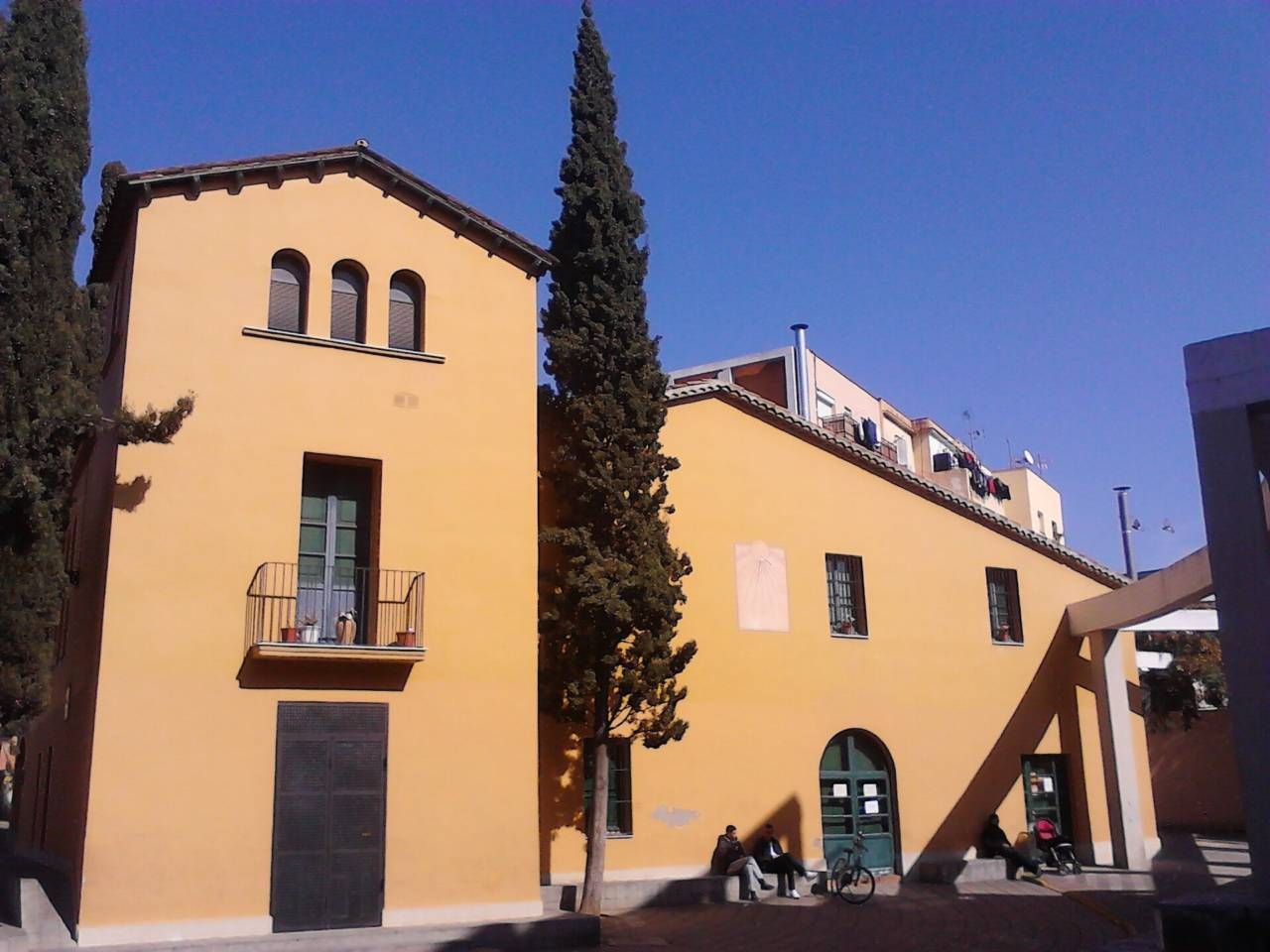 Vista exterior de Pis en venda en Santa Coloma de Gramenet