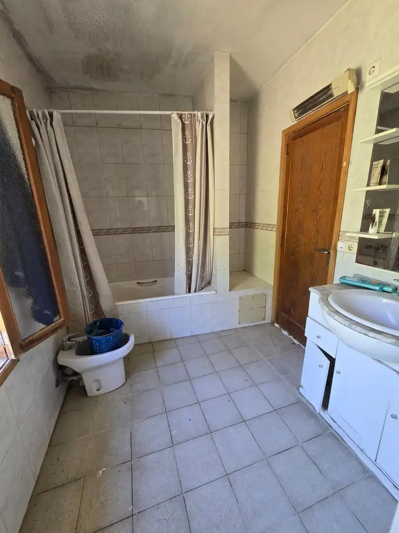 Bany de Casa o xalet en venda en Mancor de la Vall amb Terrassa, Traster i Piscina