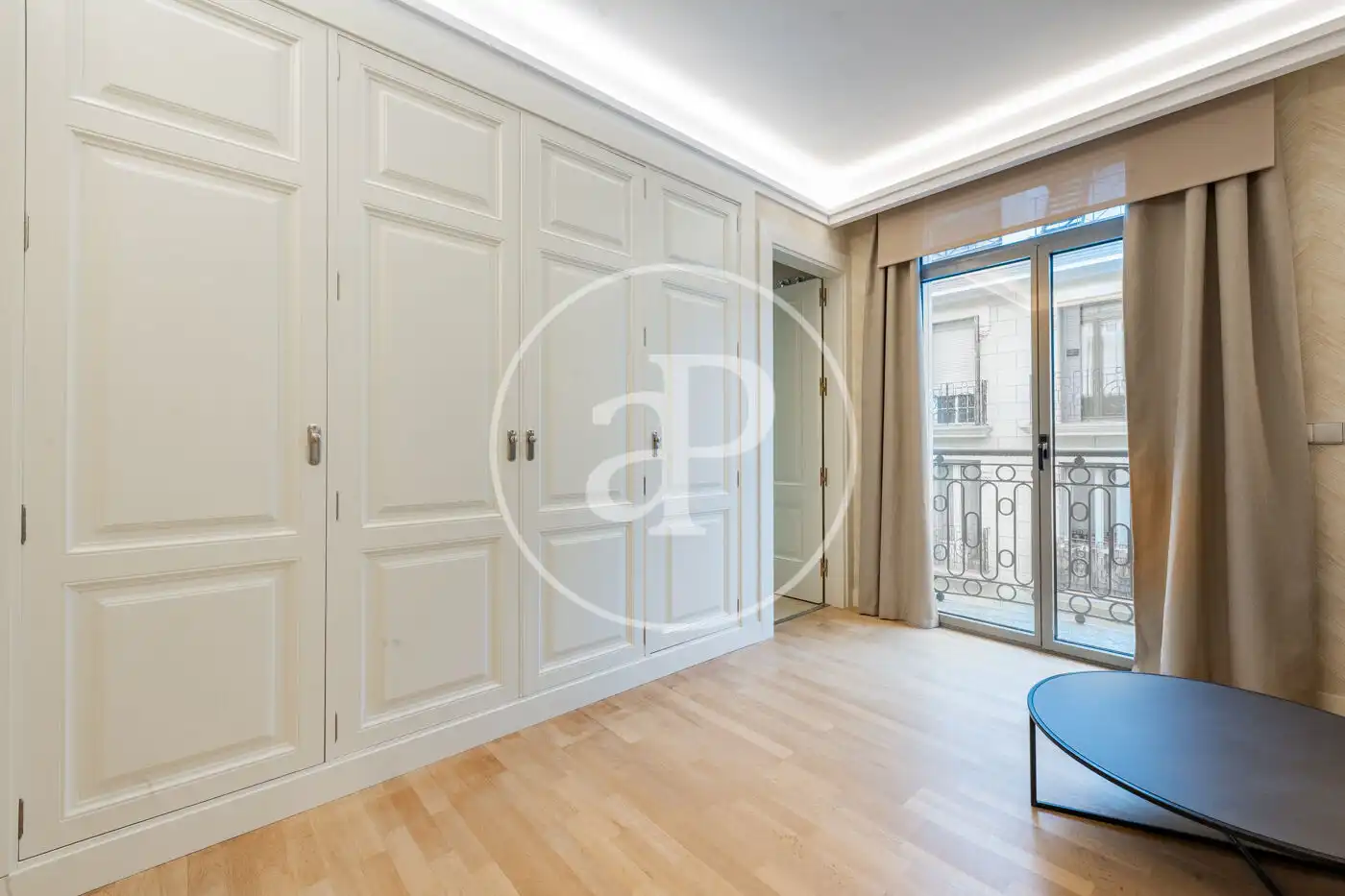 Bedroom of Flat for rent in Madrid  with Air Conditioner, Heating and Terrace