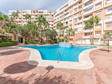 Piso con balcón en venta en Calle COSTA DE LA LUZ 17
