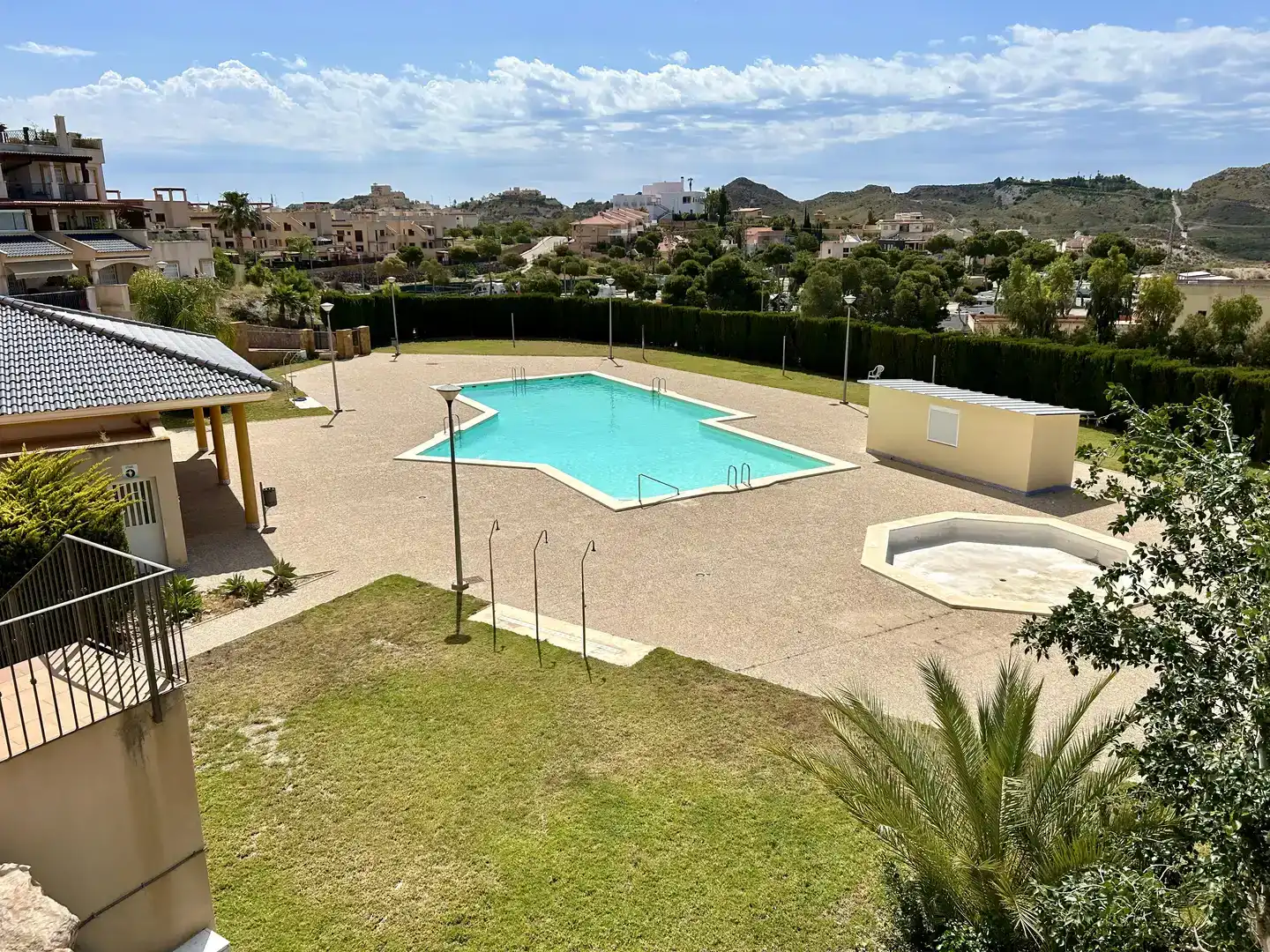 Piscina de Planta baixa en venda en Águilas amb Aire condicionat, Piscina i Balcó