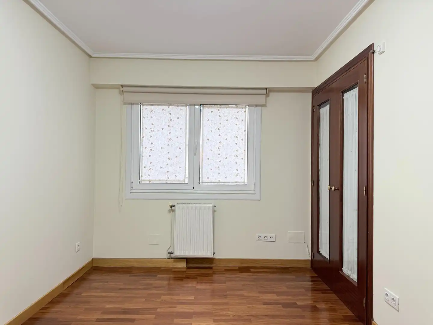 Habitación de Piso en venta en A Coruña Capital  con Calefacción