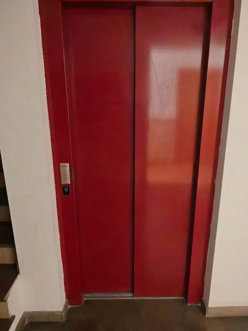 Wohnung zum Verkauf in La Zubia mit Abstellraum und Balkon