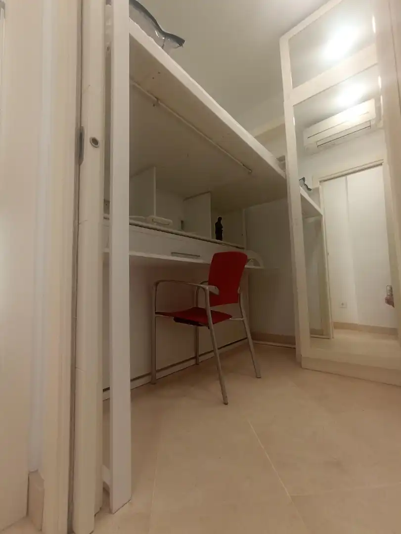 Piso en venta en Sevilla con Aire acondicionado, Trastero y Amueblado
