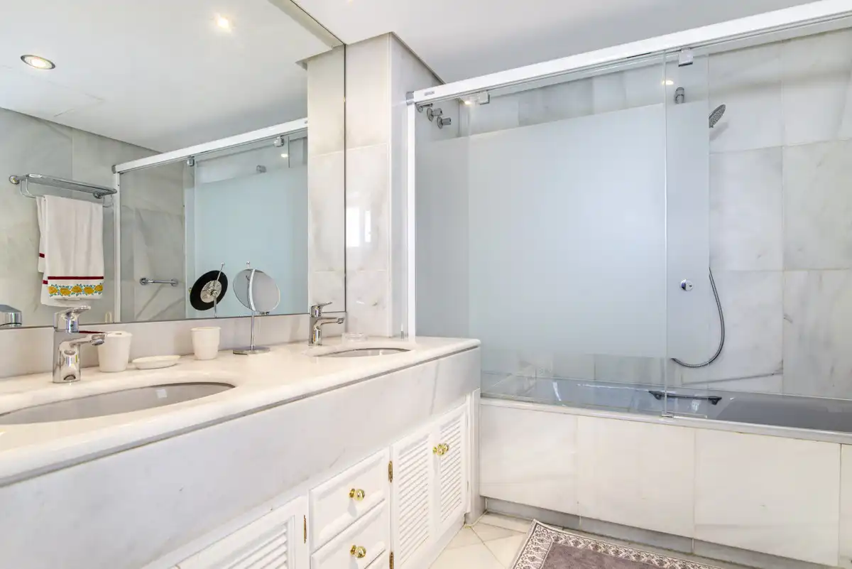 Ático con ascensor en venta en Nueva Andalucía, imagen 12