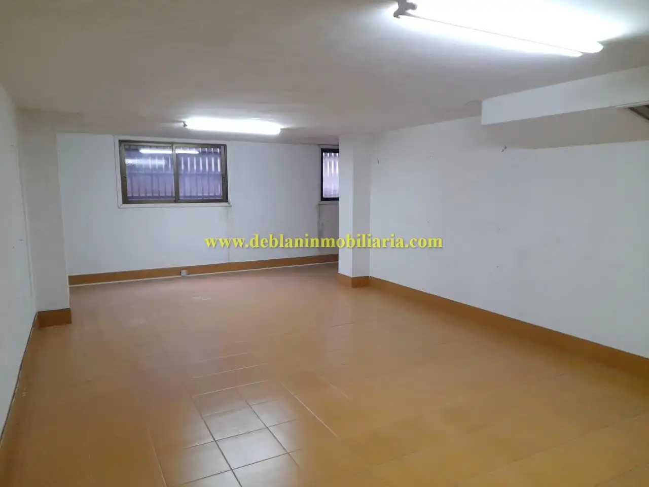 Business premises for sale in Tui, imagen 11