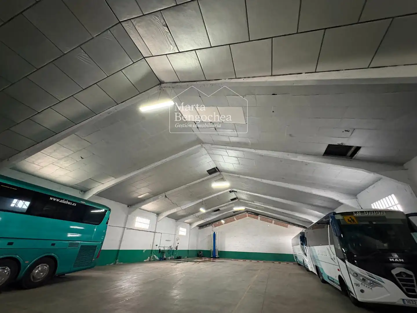 Nave industrielle à vendre à CALLE SAGARMIN, imagen 2
