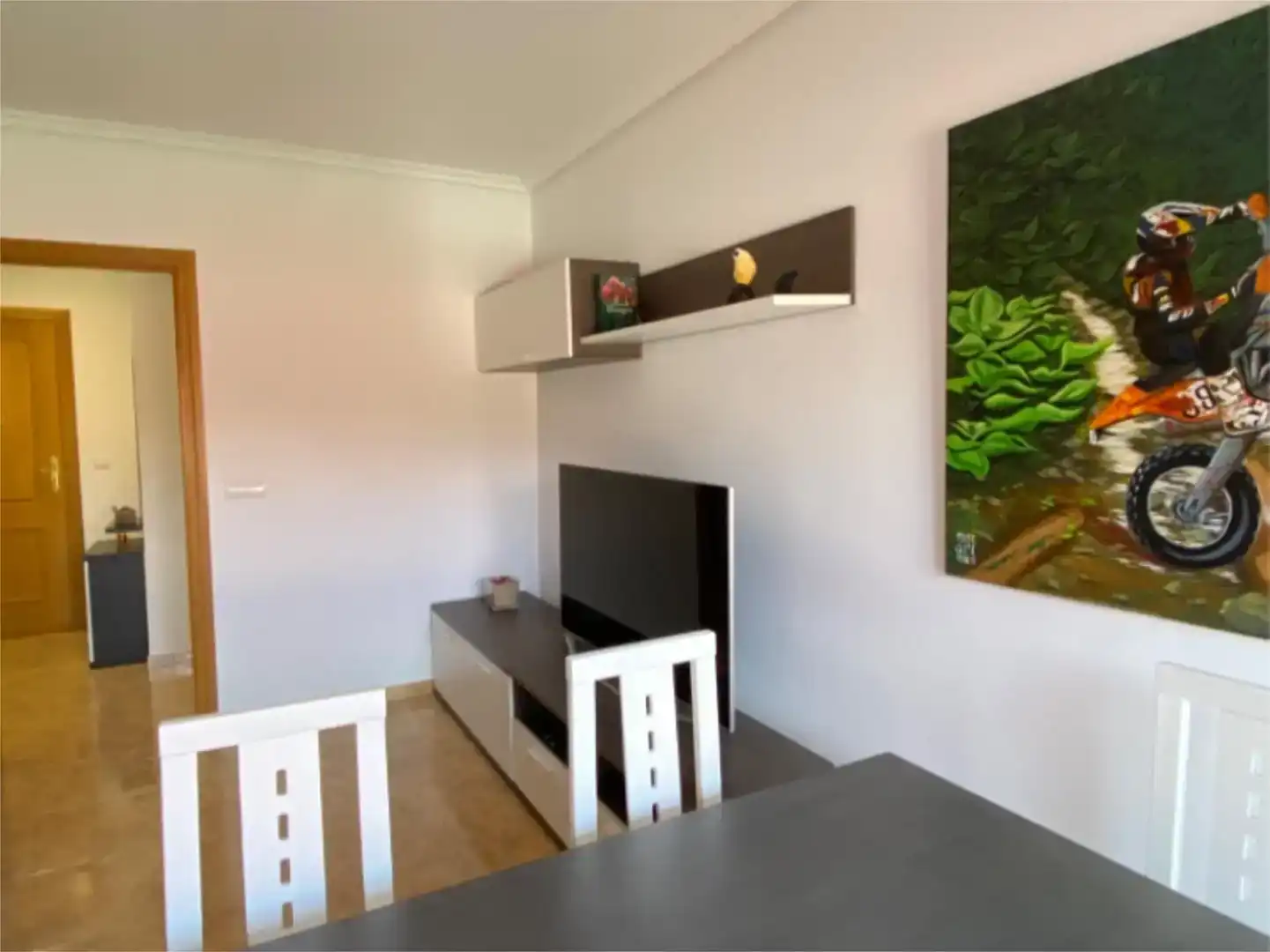 Sala d'estar de Àtic en venda en Cacabelos amb Parquet, Traster i Moblat