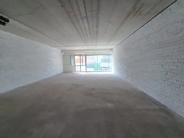 Gewerbefläche zum Verkauf in Av Fuentemar, imagen 4