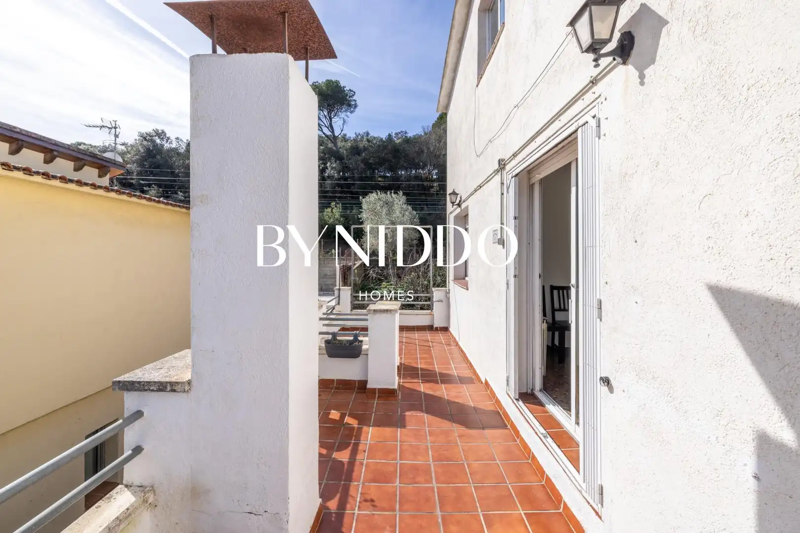 Exterior view of Houses for sale in Sant Cugat del Vallès  with Heating, Private garden and Terrace