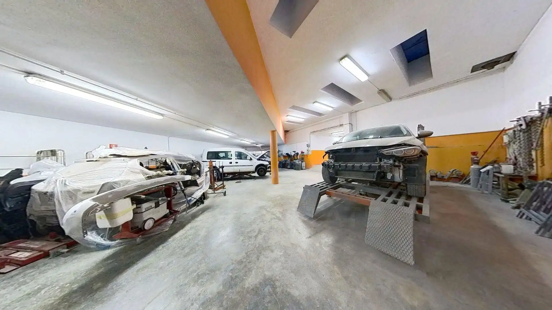 Local comercial en alquiler en Avenida Avinguda de Sant Jordi 18 18, imagen 21