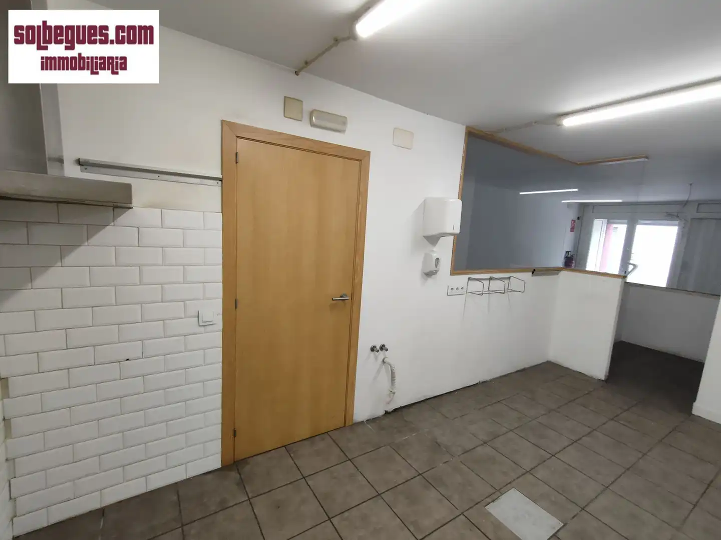 Local comercial en venda a Begues, imagen 6