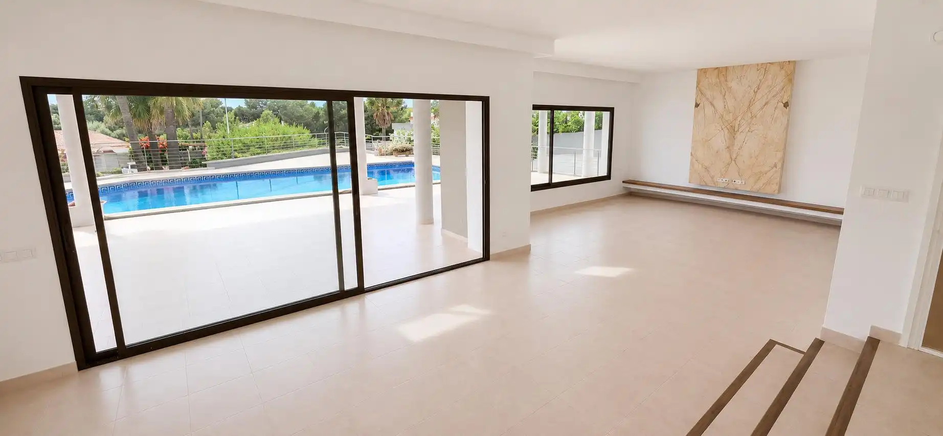 Sala d'estar de Casa o xalet en venda en Calvià amb Aire condicionat, Calefacció i Jardí privat