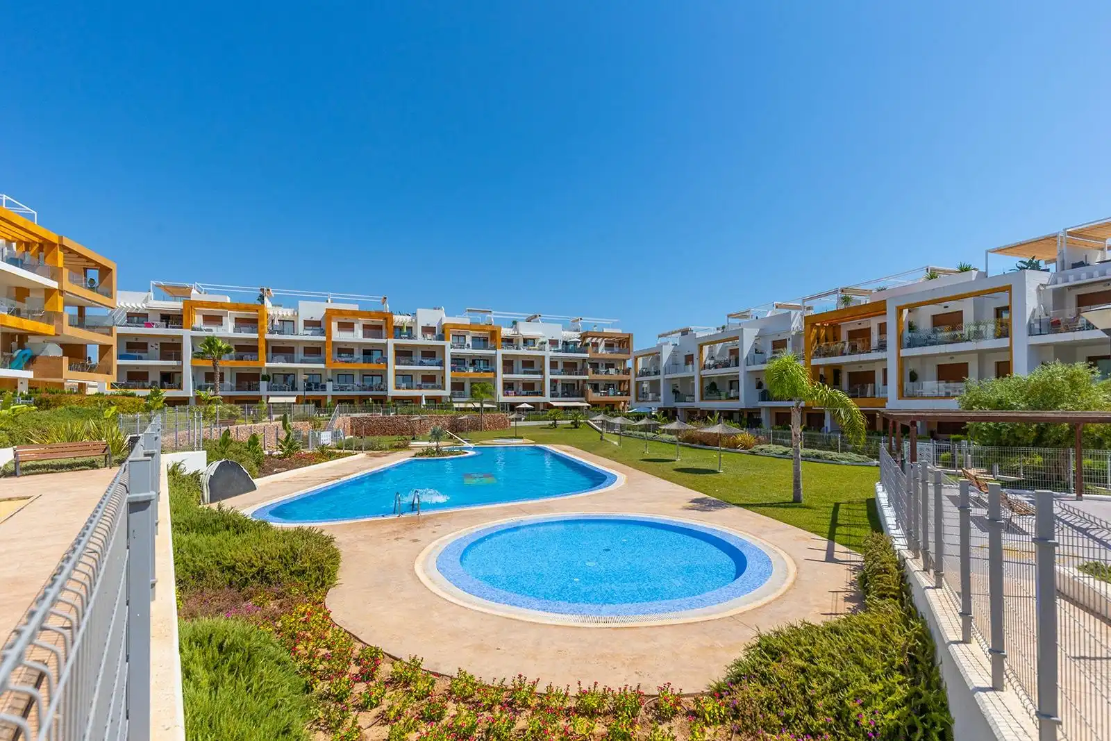 Apartament amb piscina en venda a Orihuela Costa, imagen 30