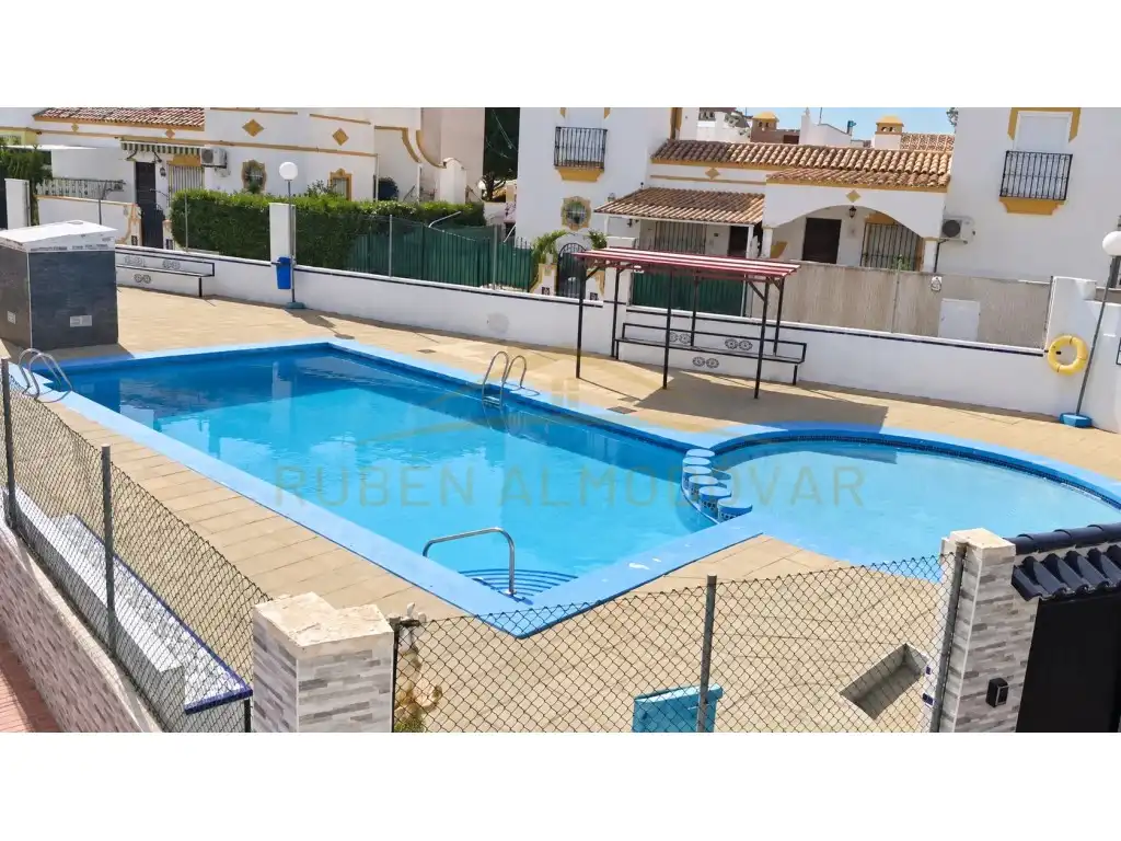 Casa a schiera con terrazza in vendita a Calle la Sagra 31, imagen 2