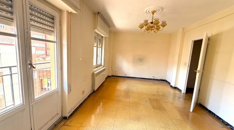 Foto 3 de Piso en venta en Calle Asunción, Circular, Valladolid Capital