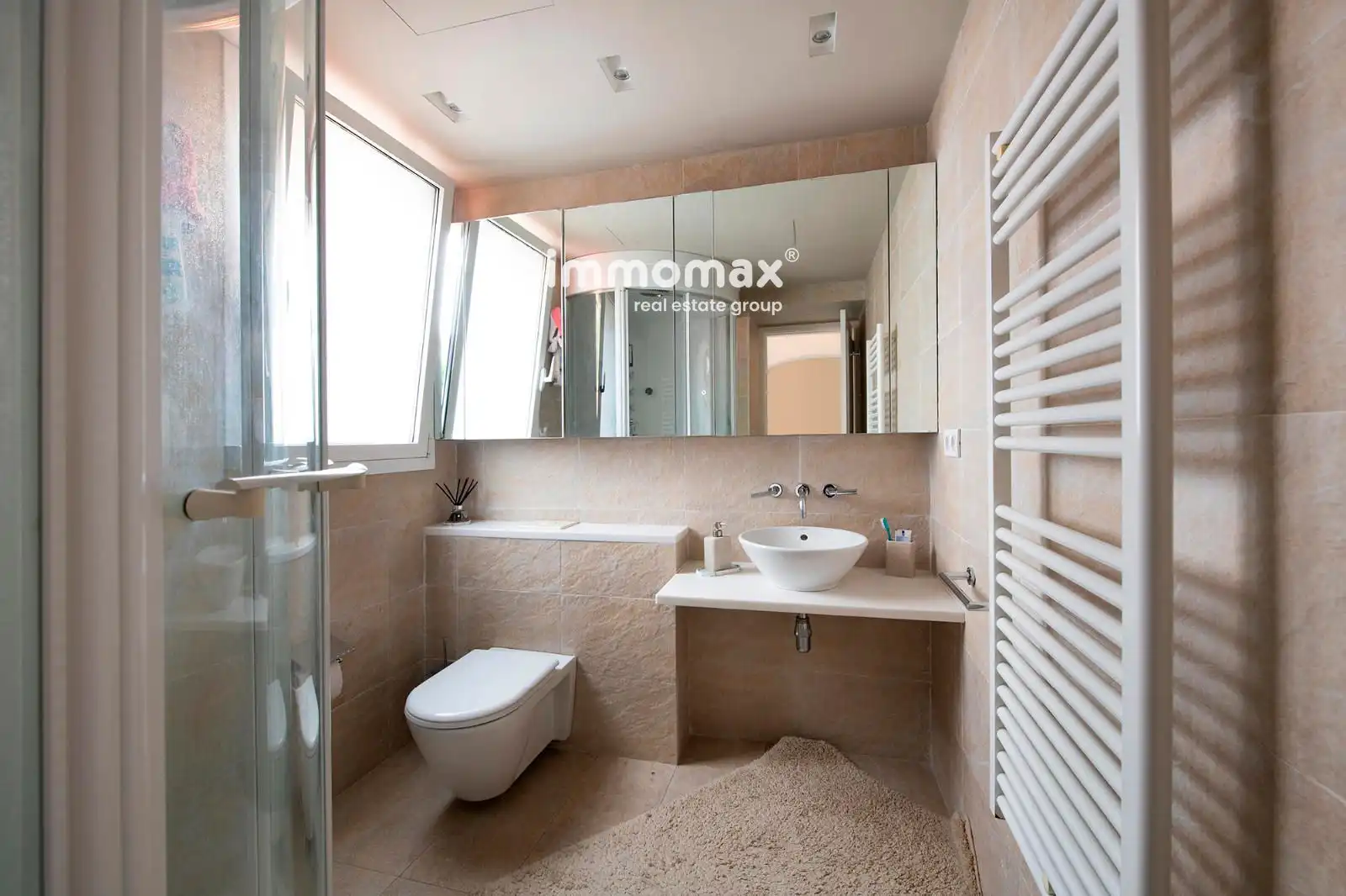 Baño de Casa o chalet en venta en Barcelona con Aire acondicionado, Calefacción y Terraza