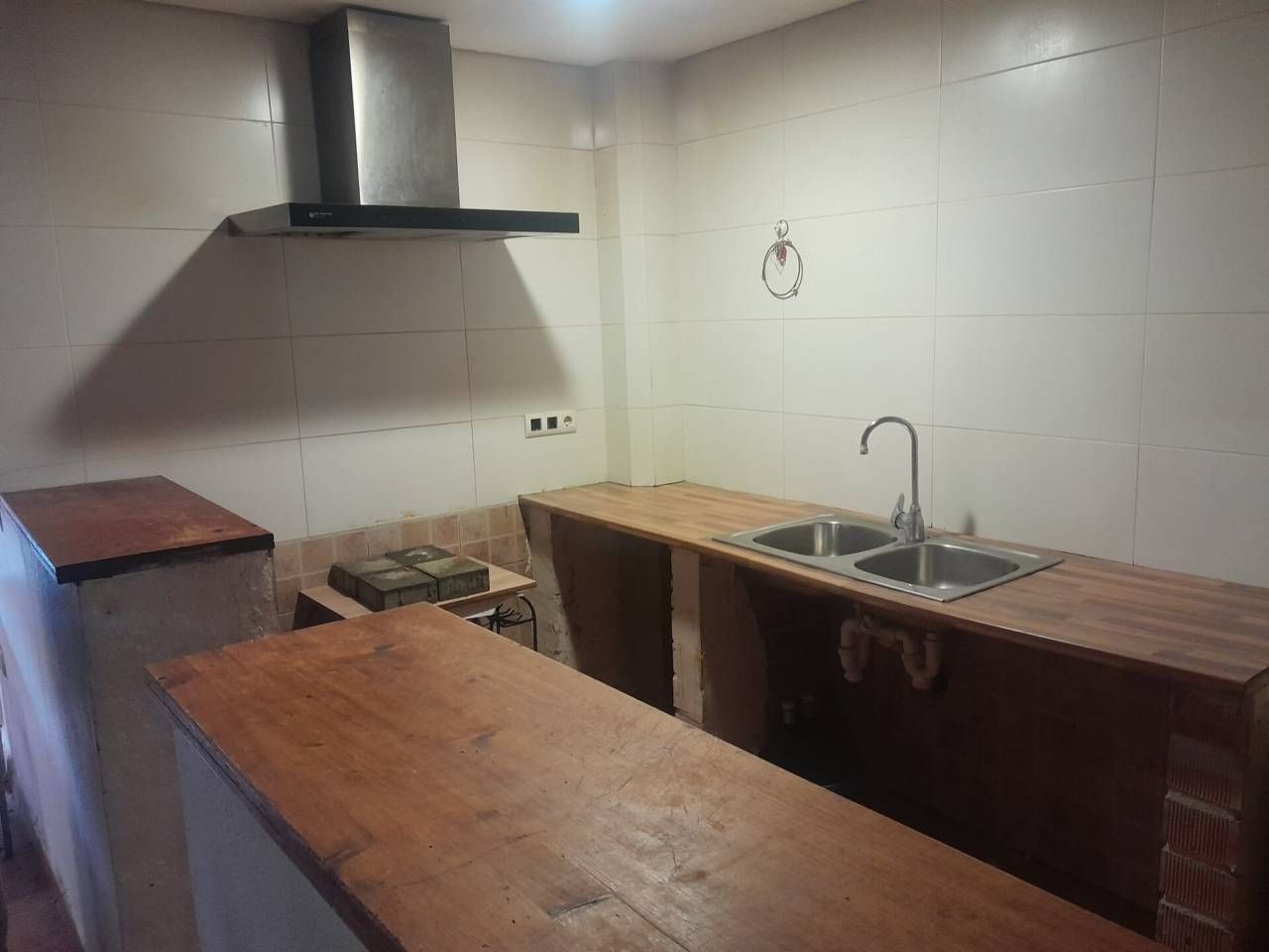 Kitchen of Flat for sale in Rellinars  with Storage room