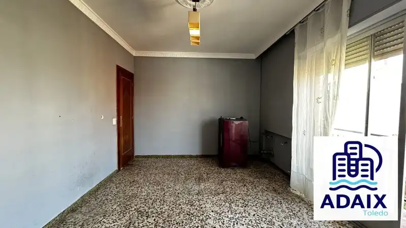 Sala d'estar de Pis en venda en Portillo de Toledo amb Balcó