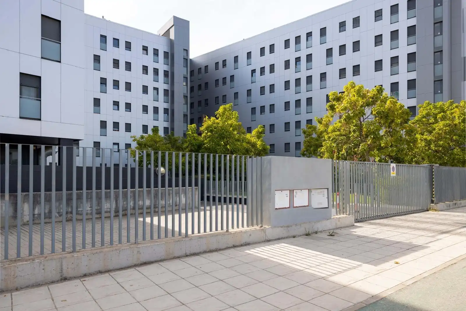 Vista exterior de Piso en venta en Sevilla con Aire acondicionado, Calefacción y Trastero