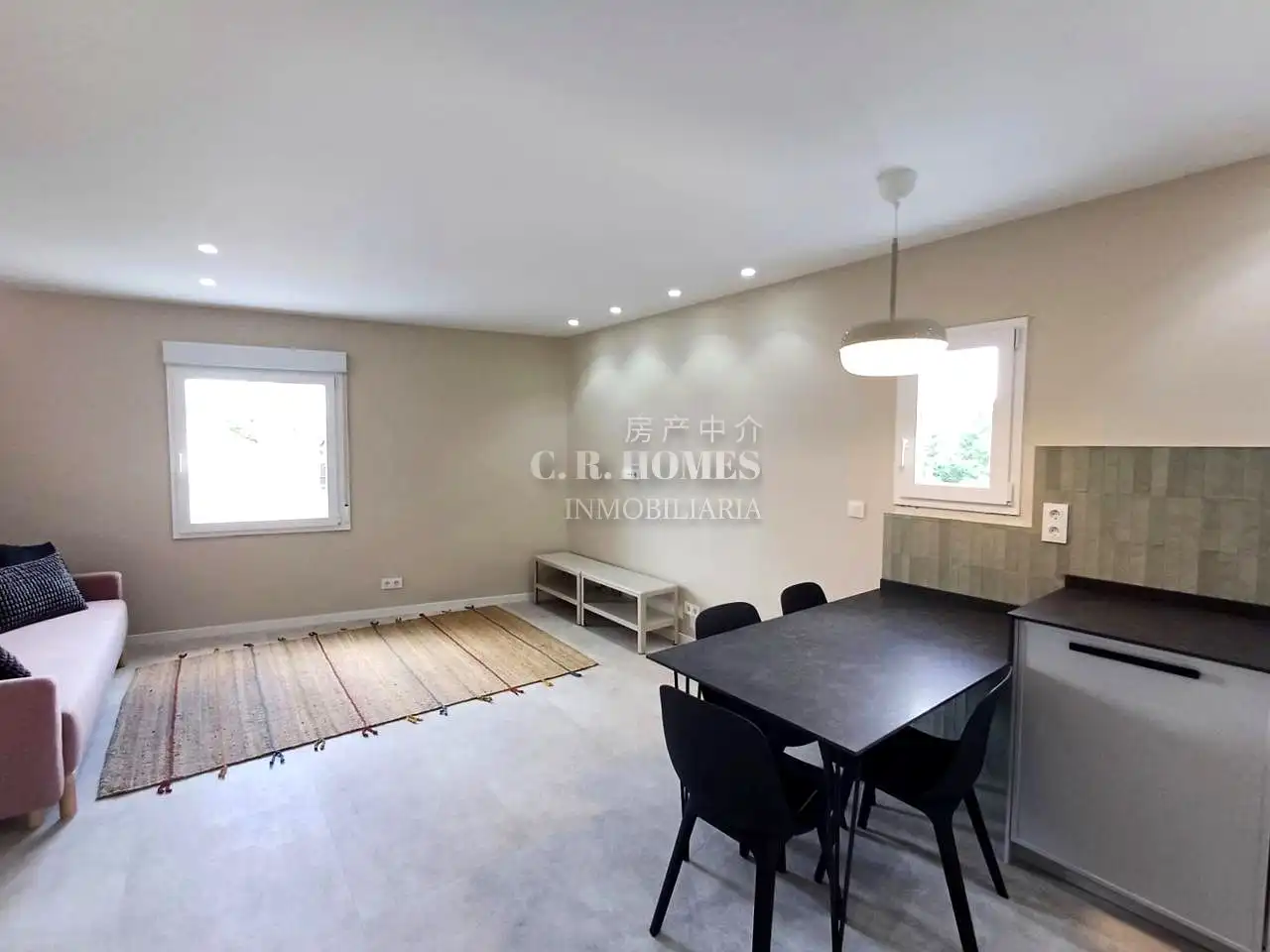 Vista exterior de Piso en venta en  Madrid Capital con Aire acondicionado