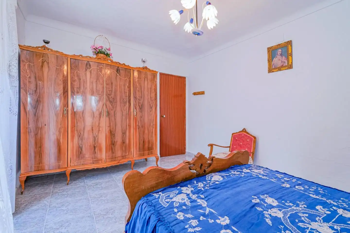 Dormitori de Casa o xalet en venda en Chimeneas amb Terrassa, Moblat i Balcó