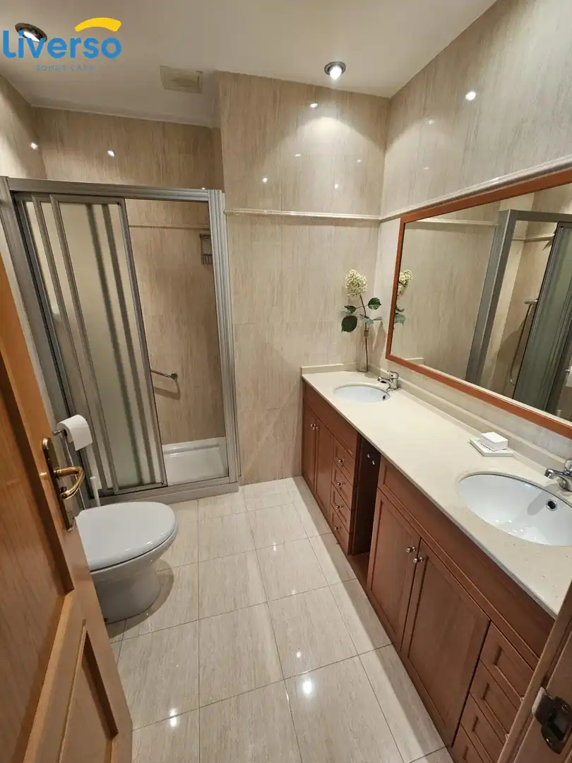 Bathroom of Flat for sale in Burgos  with Furnished