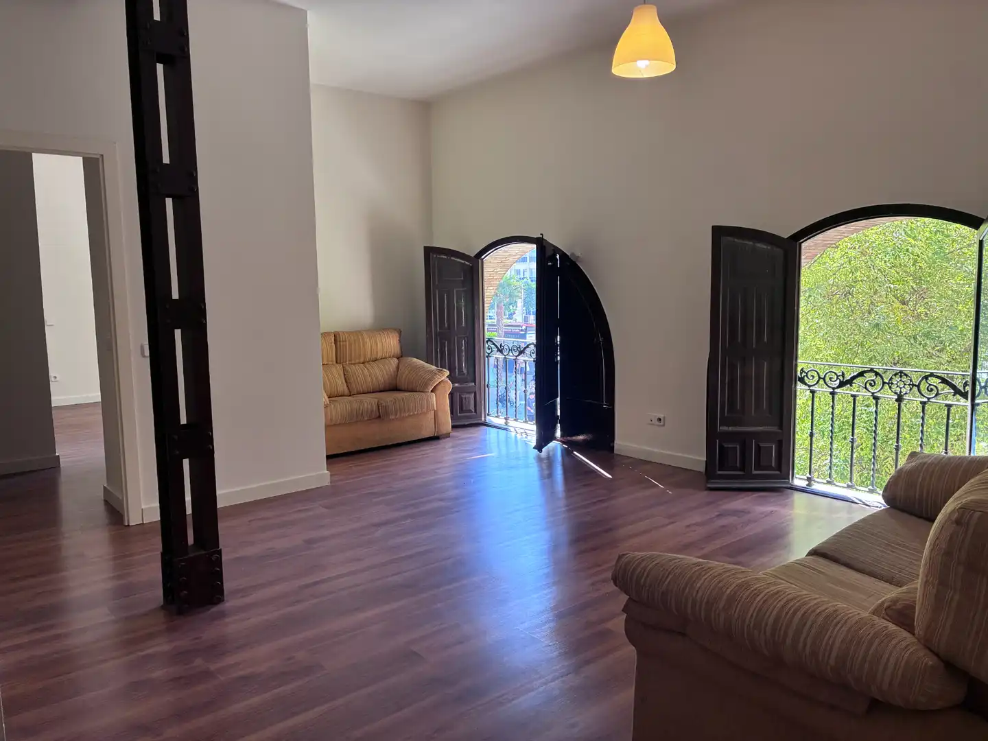 Flat with terrace to rent in Casco Antiguo