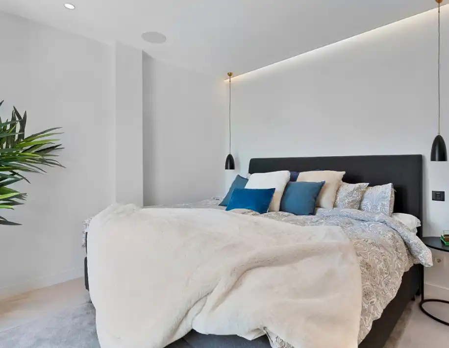 Habitación de Piso en venta en Marbella con Terraza, Amueblado y Horno