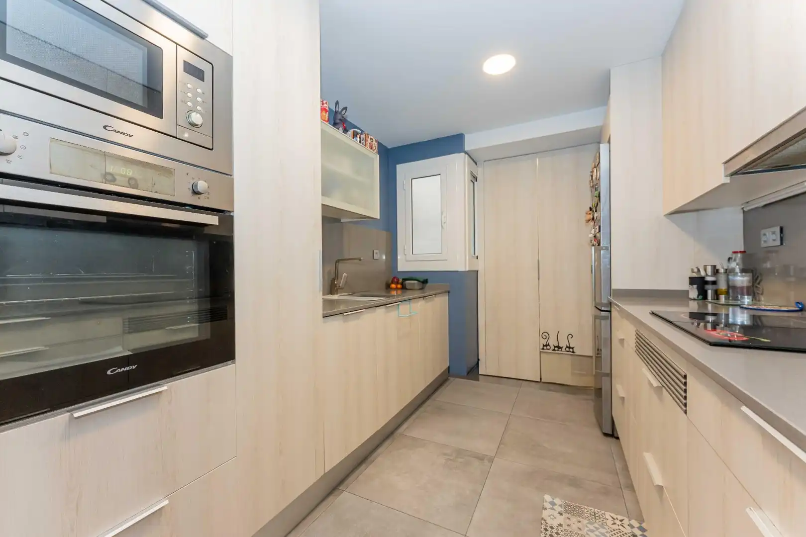 Küche von Wohnung zum Verkauf in Gavà mit Klimaanlage, Heizung und Parkett