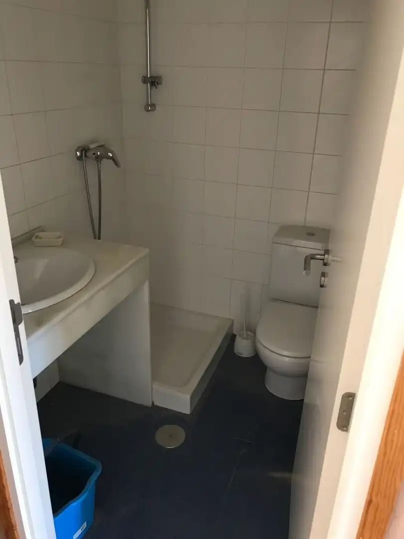 Badezimmer von Wohnung zum Verkauf in Estadilla mit Klimaanlage und Heizung