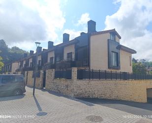 Exterior view of Single-family semi-detached for sale in Orio  with Air Conditioner, Heating and Terrace