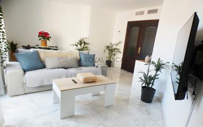 Living room of Flat for sale in Benalmádena  with Air Conditioner, Storage room and Furnished