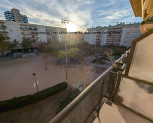 Vista exterior de Pis de lloguer en Palamós amb Calefacció, Jardí privat i Terrassa